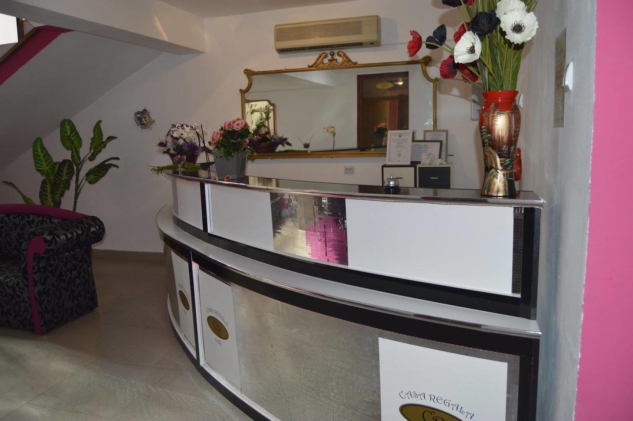 Casa Regala Ear Hotell Craiova Exteriör bild